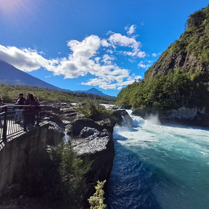 Tour Volcán Osorno - Saltos del Rio Petrohué