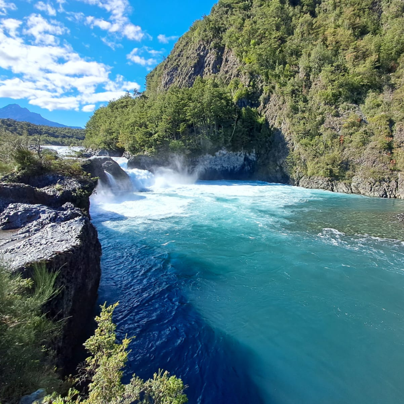 Tour Volcán Osorno - Saltos del Rio Petrohué